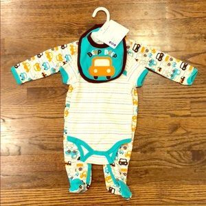 NWT 3 Piece Set